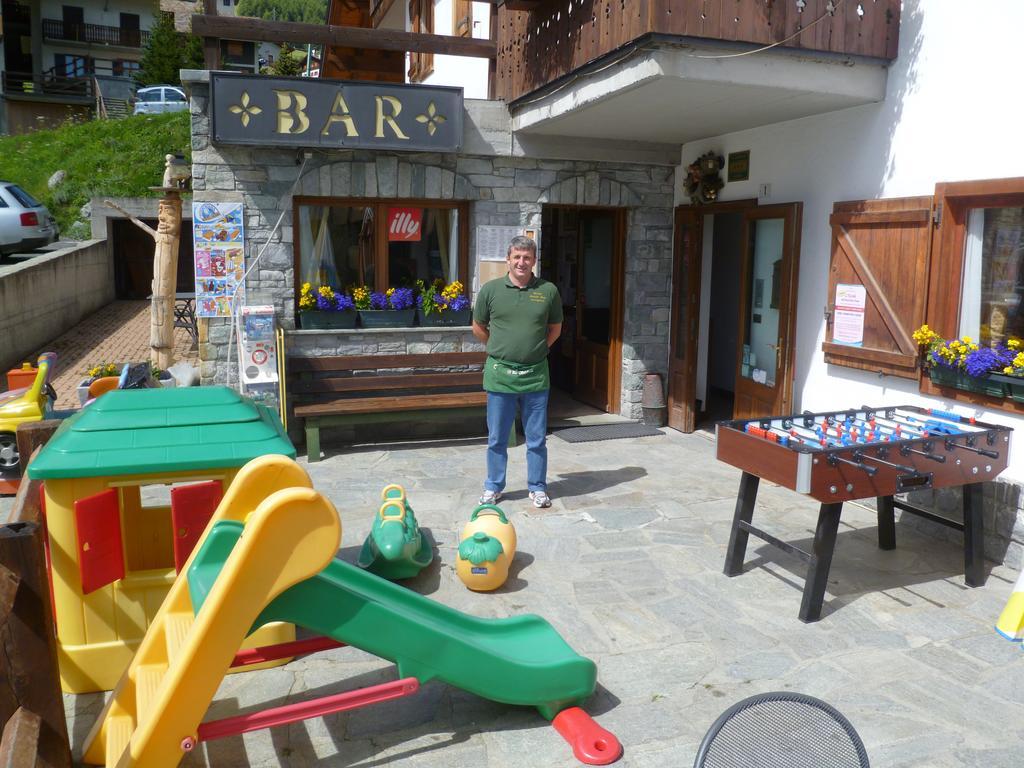 Santa San Hotel