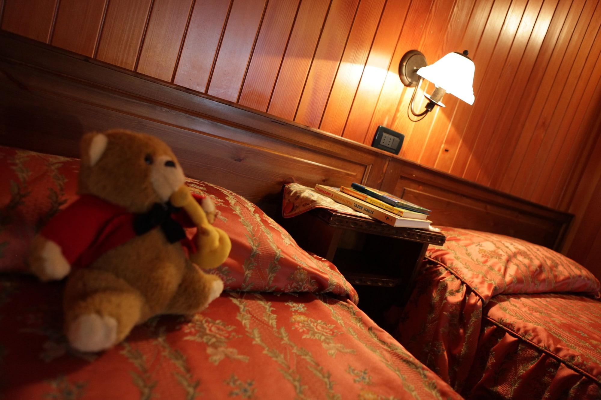 Santa San Hotel