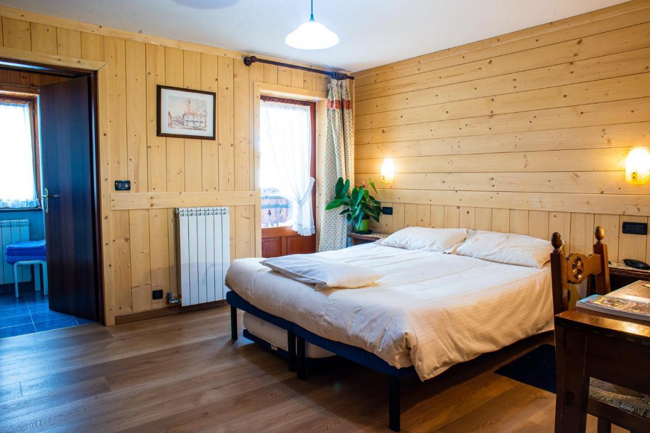 Santa San Champoluc