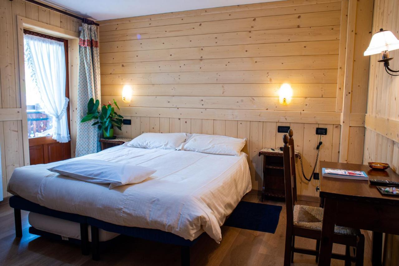 Hotel Santa San 3*