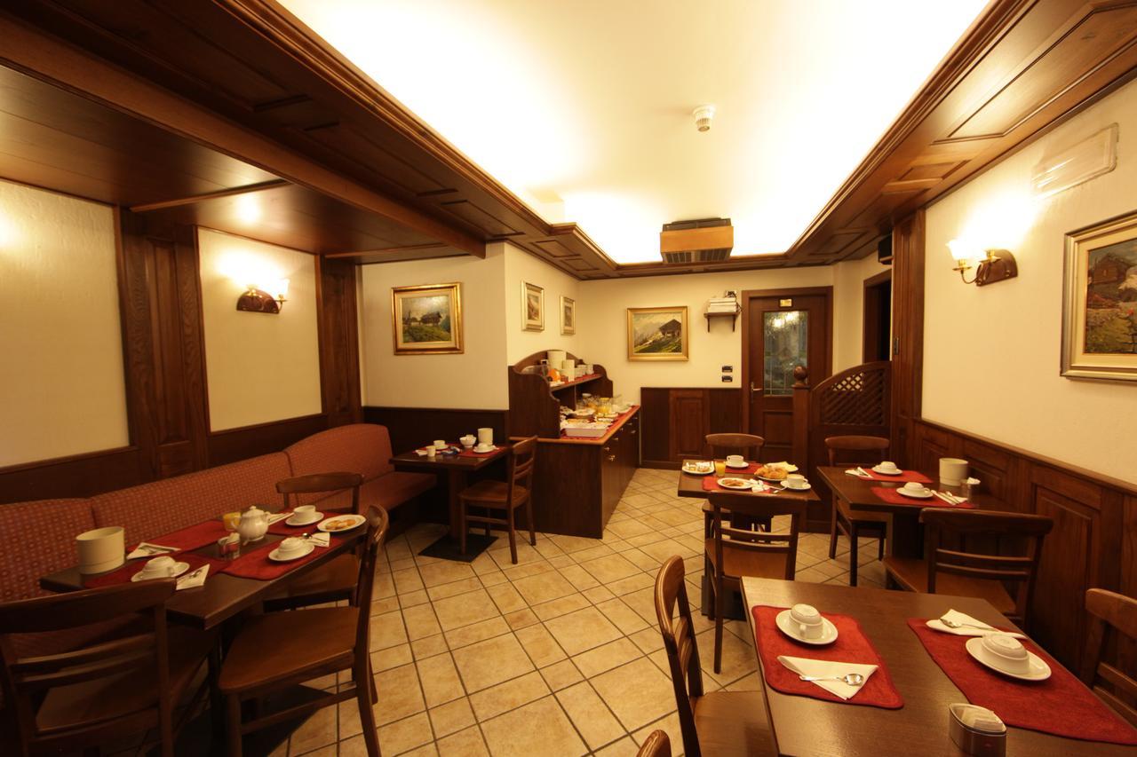 Santa San Hotel 3*